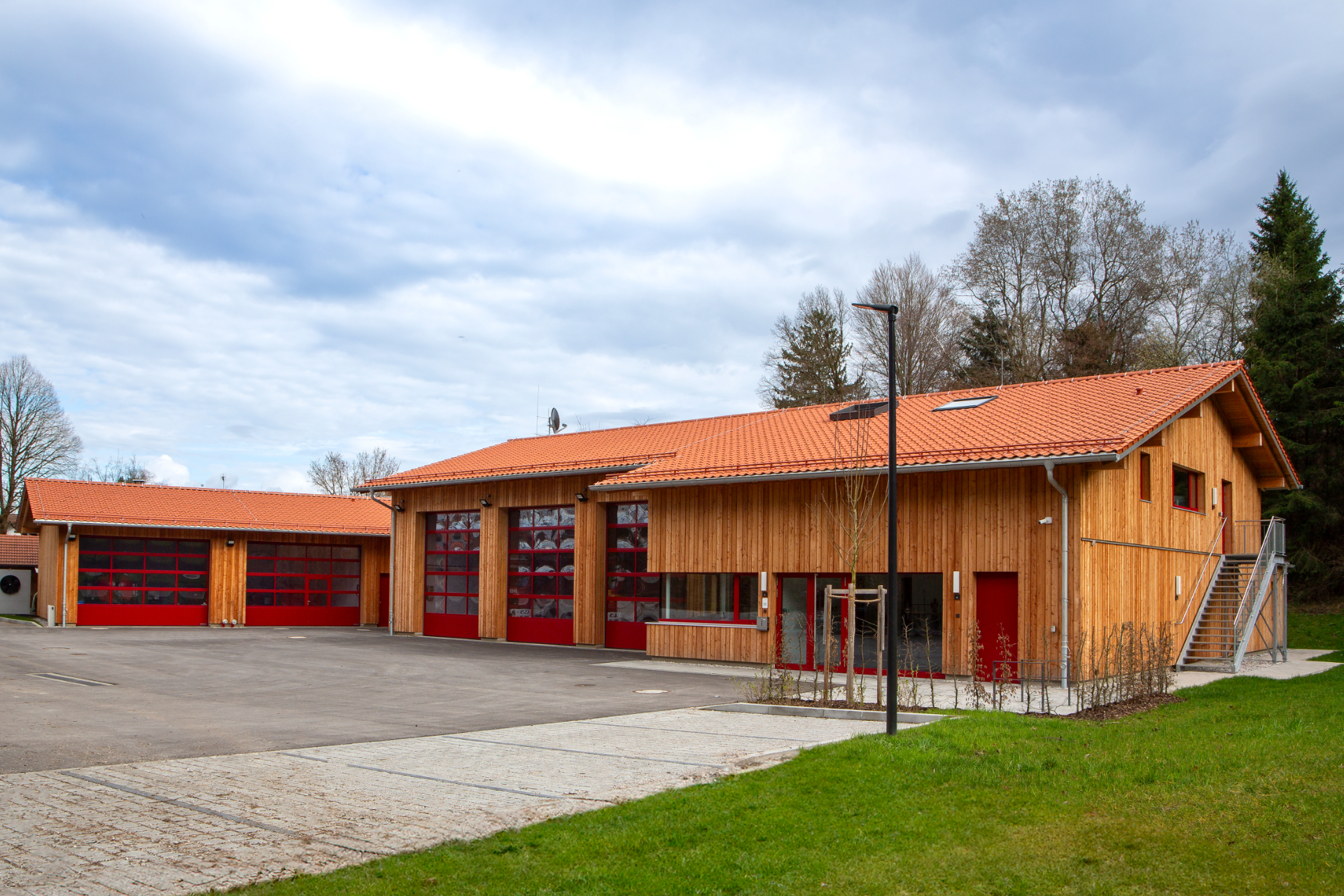Neubau Feuerwehrgerätehaus mit drei Stellplätzen, Etting